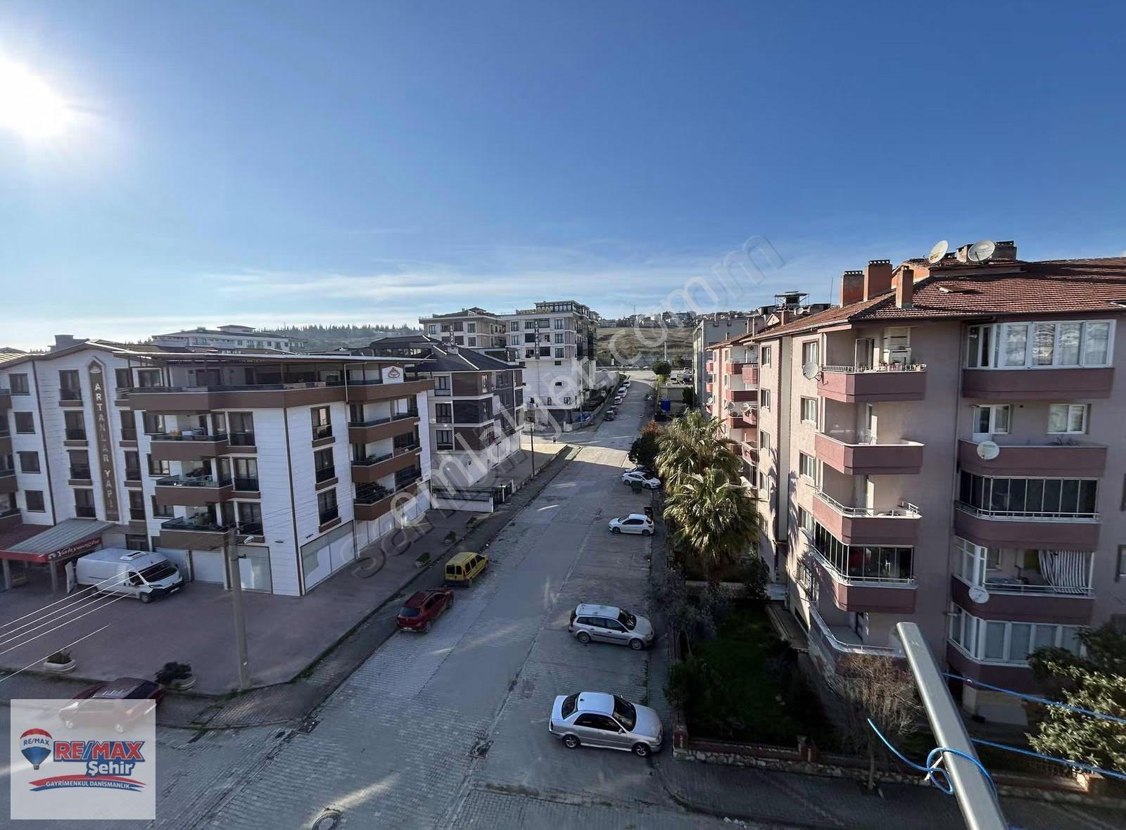 Re/max Şehir'den Yalova Merkez Gop Mahallesinde Satılık Daire - Görsel 20