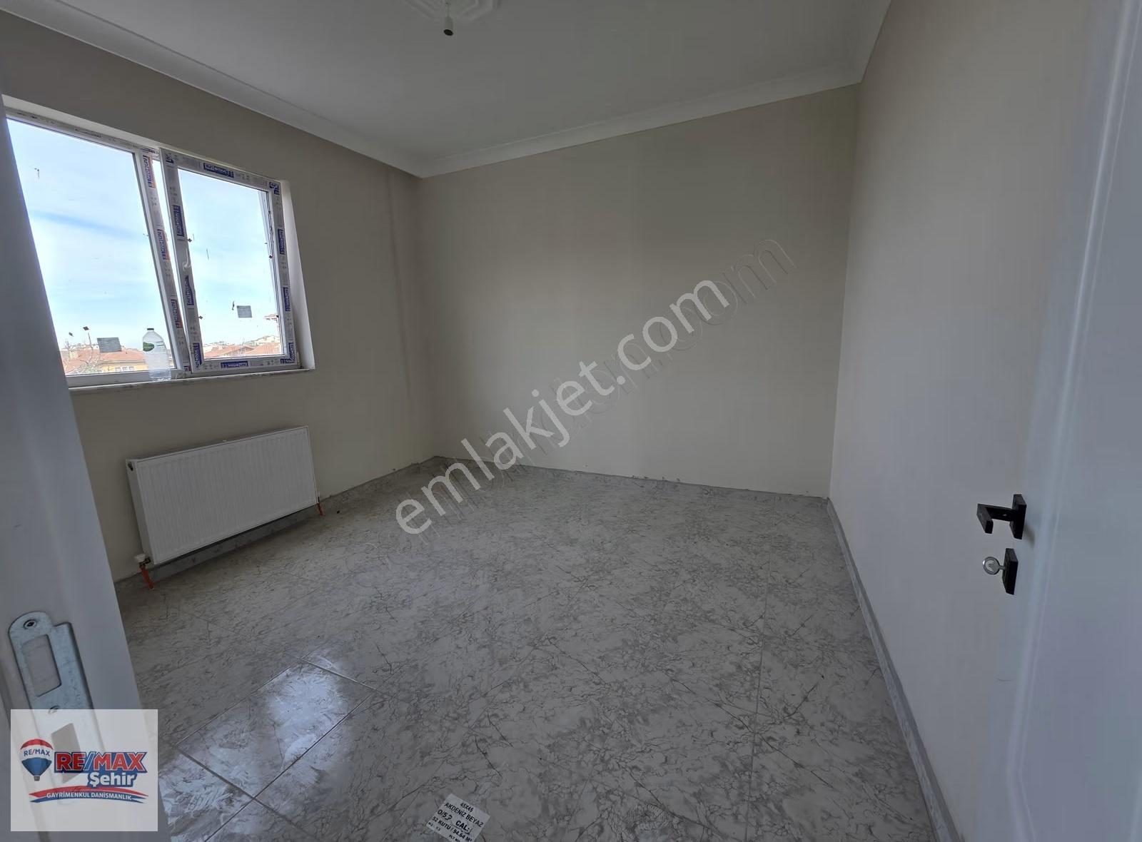 Yalova Merkez Kemerköprü Mh Satılık 2 Katlı Müstakil Ev - Görsel 15