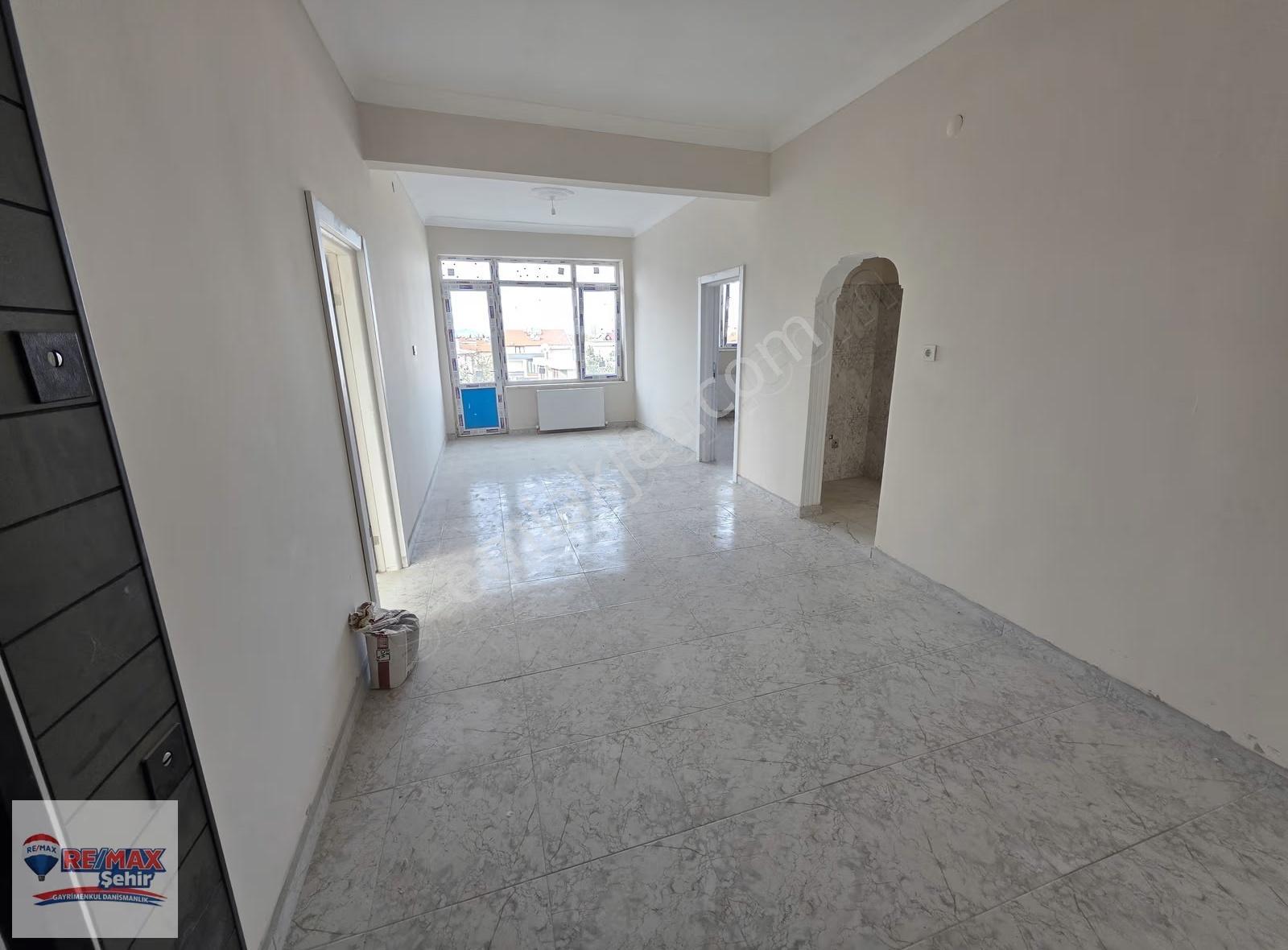 Yalova Merkez Kemerköprü Mh Satılık 2 Katlı Müstakil Ev - Görsel 16