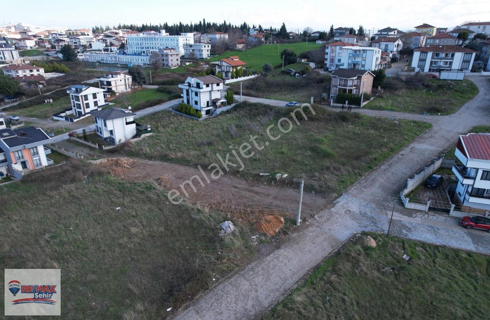 Remax Şehir Yalovadan Satılık Deniz Manzaralı 3 Kat İmarlı Arsa - Görsel 15