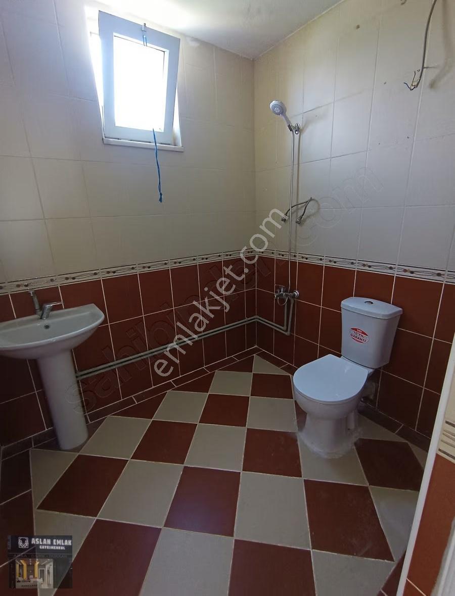 Aslan Emlaktan Müstakil Binada Kiralık 3+1 Ayrı Mutfaklı Daire - Görsel 15