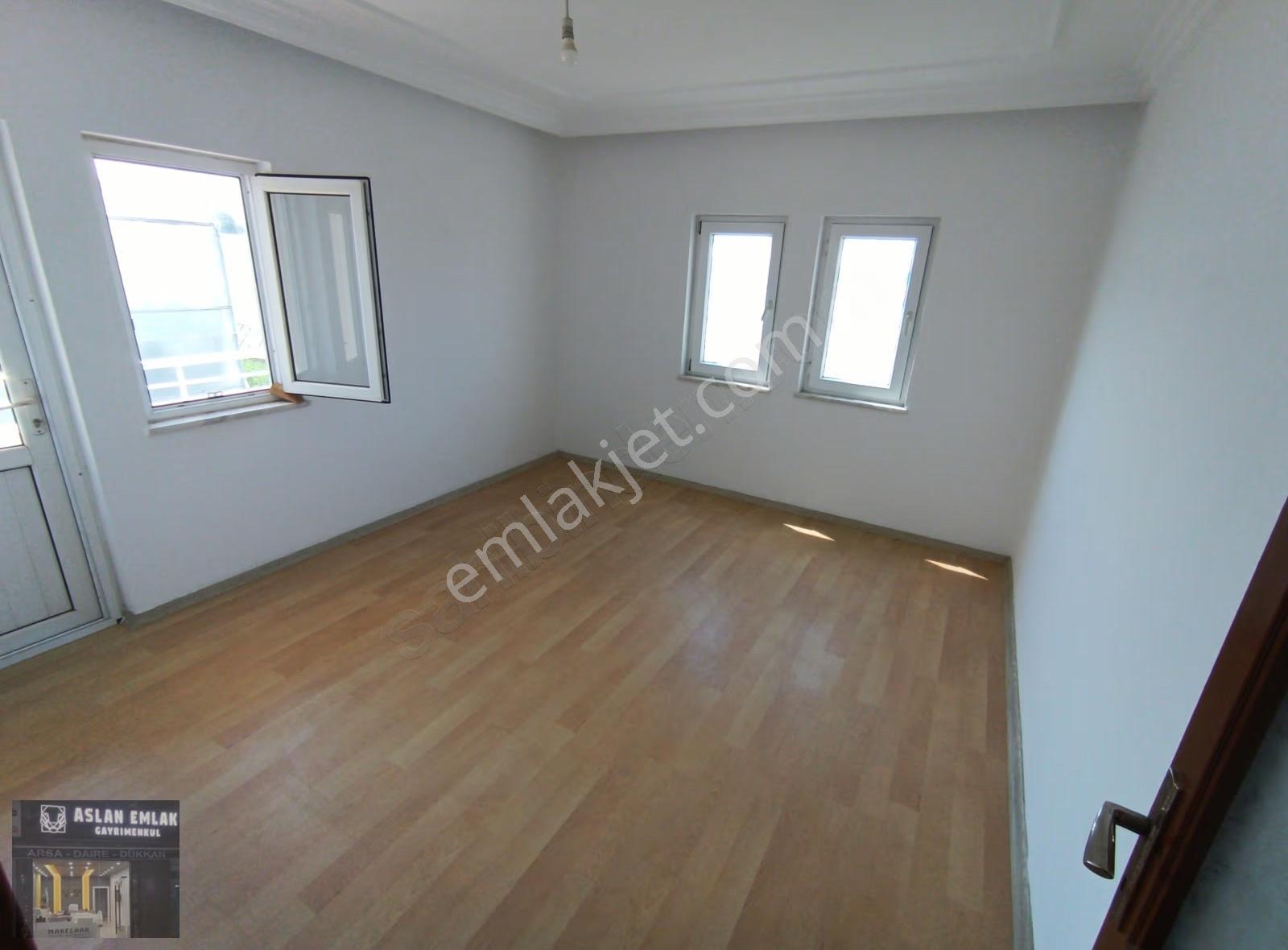 Aslan Emlaktan Müstakil Binada Kiralık 3+1 Ayrı Mutfaklı Daire - Görsel 16