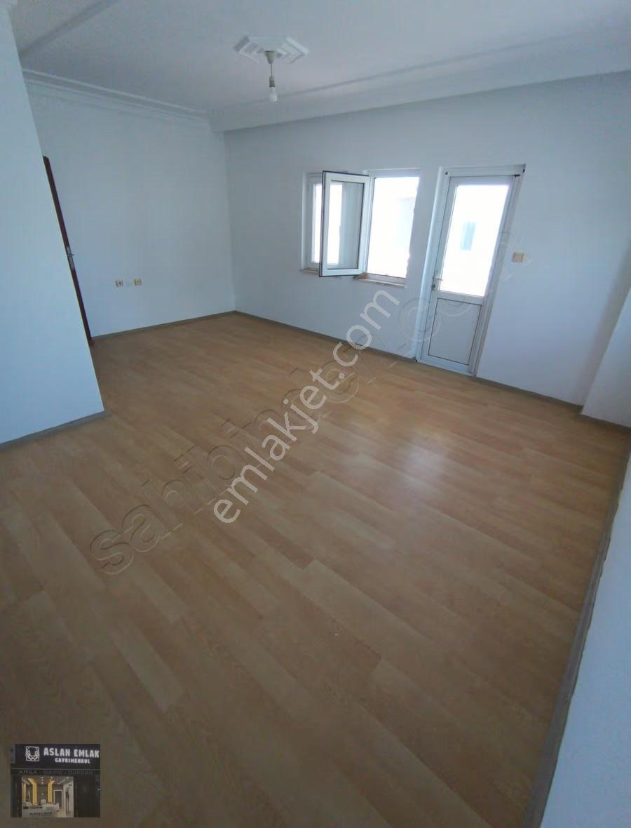Aslan Emlaktan Müstakil Binada Kiralık 3+1 Ayrı Mutfaklı Daire - Görsel 14