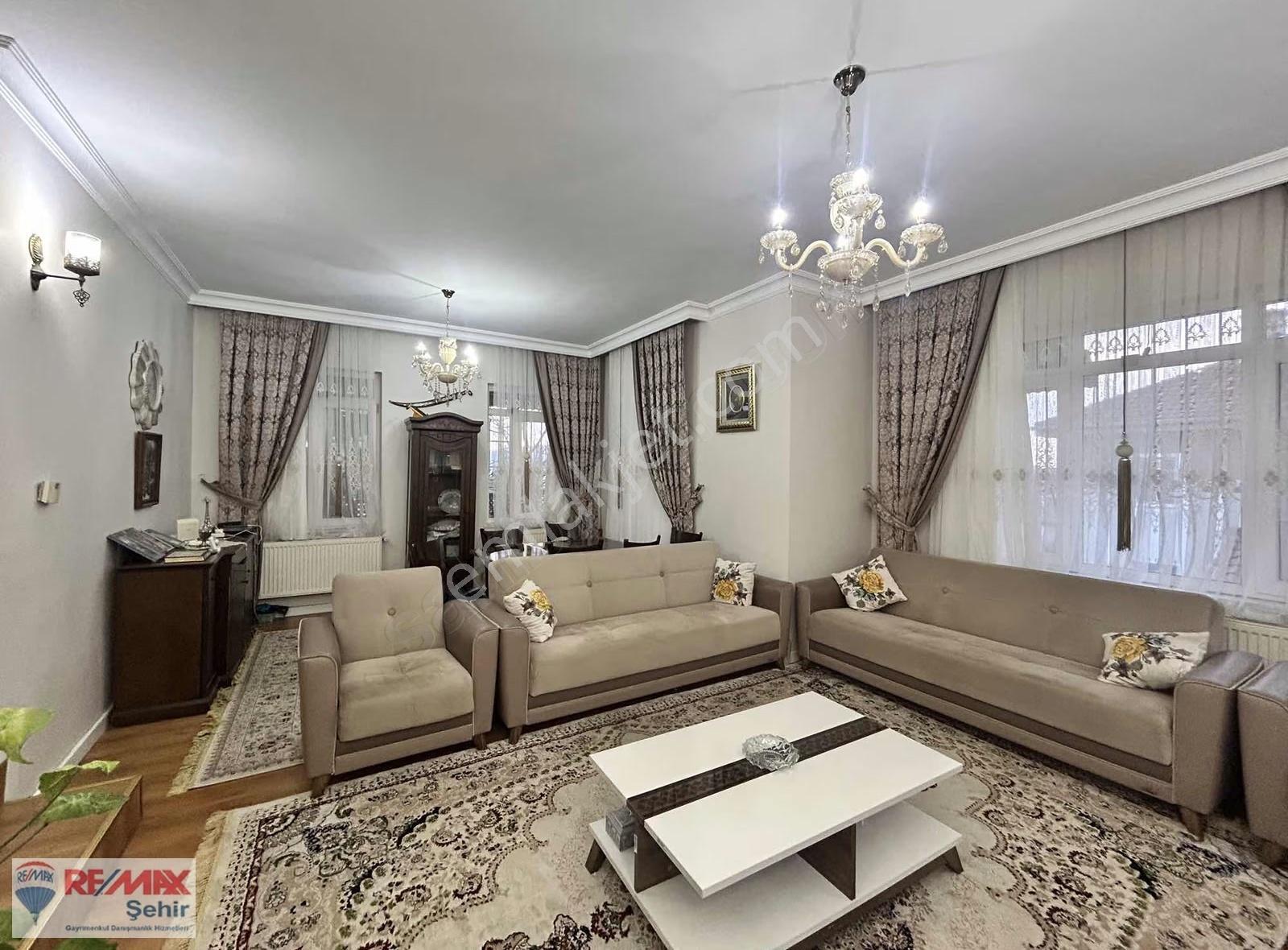 Remax'dan Yalova Kadıköy Özden Mah Satılık5+1 Villa - Görsel 32