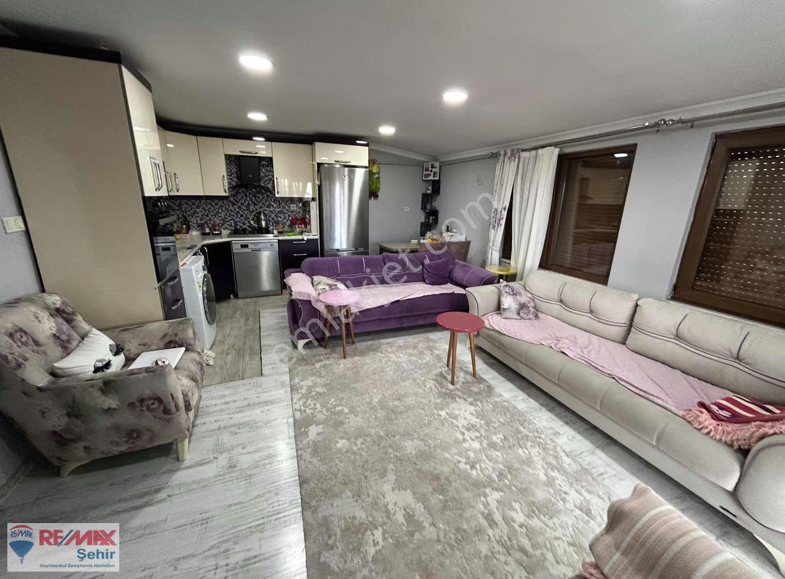 Re/max Şehir'den Yalova Merkezde Satılık Müstakil Ev - Görsel 18