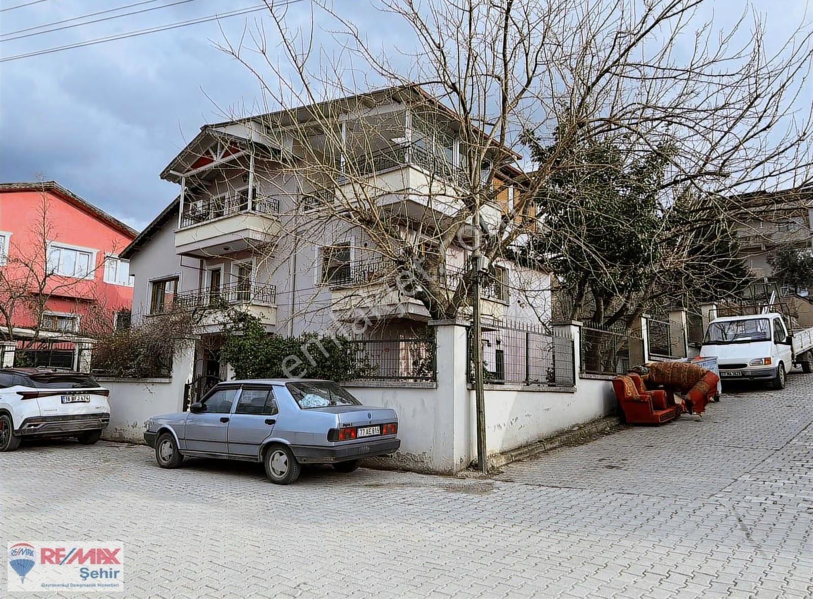 Re/max Şehir'den Yalova Merkezde Satılık Müstakil Ev - Görsel 8