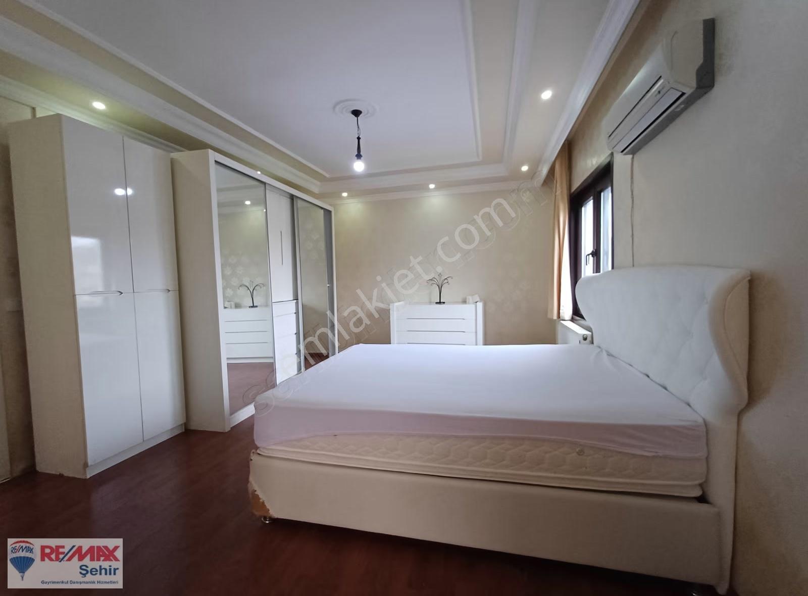 Yalova Termal Yoluna Cepheli Havuzlu Satılık Müstakil Villa - Görsel 12
