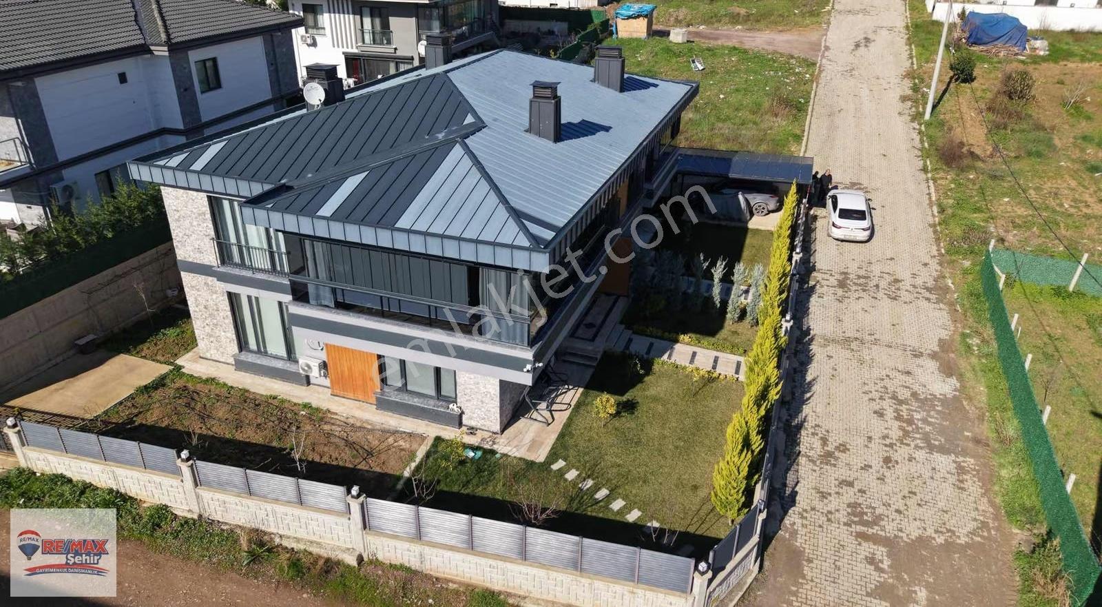 Remax Şehir'den Kadıköy'de Satılık Lüks Villa - Görsel 15