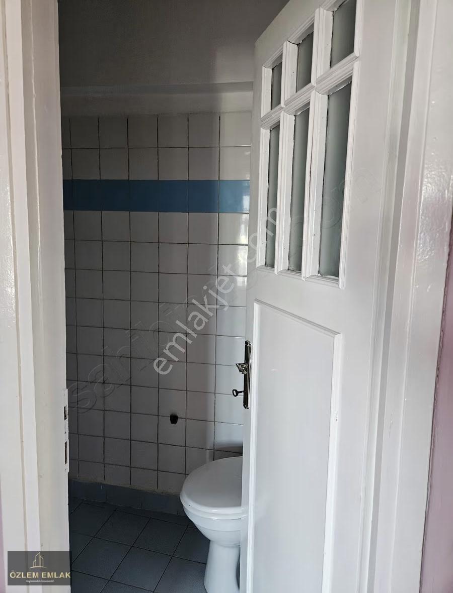 Bandırma Eski Devlet Hastanesine Karşı 2+1 Geniş Daire - Görsel 27