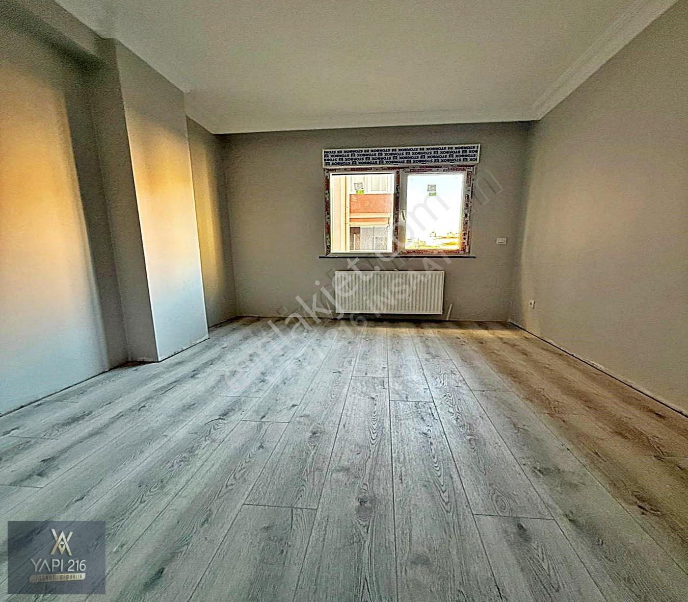 İçerenköy'de Sıfır, Otoparklı, Cadde Üzeri 3+1 Satılık Daire - Görsel 2