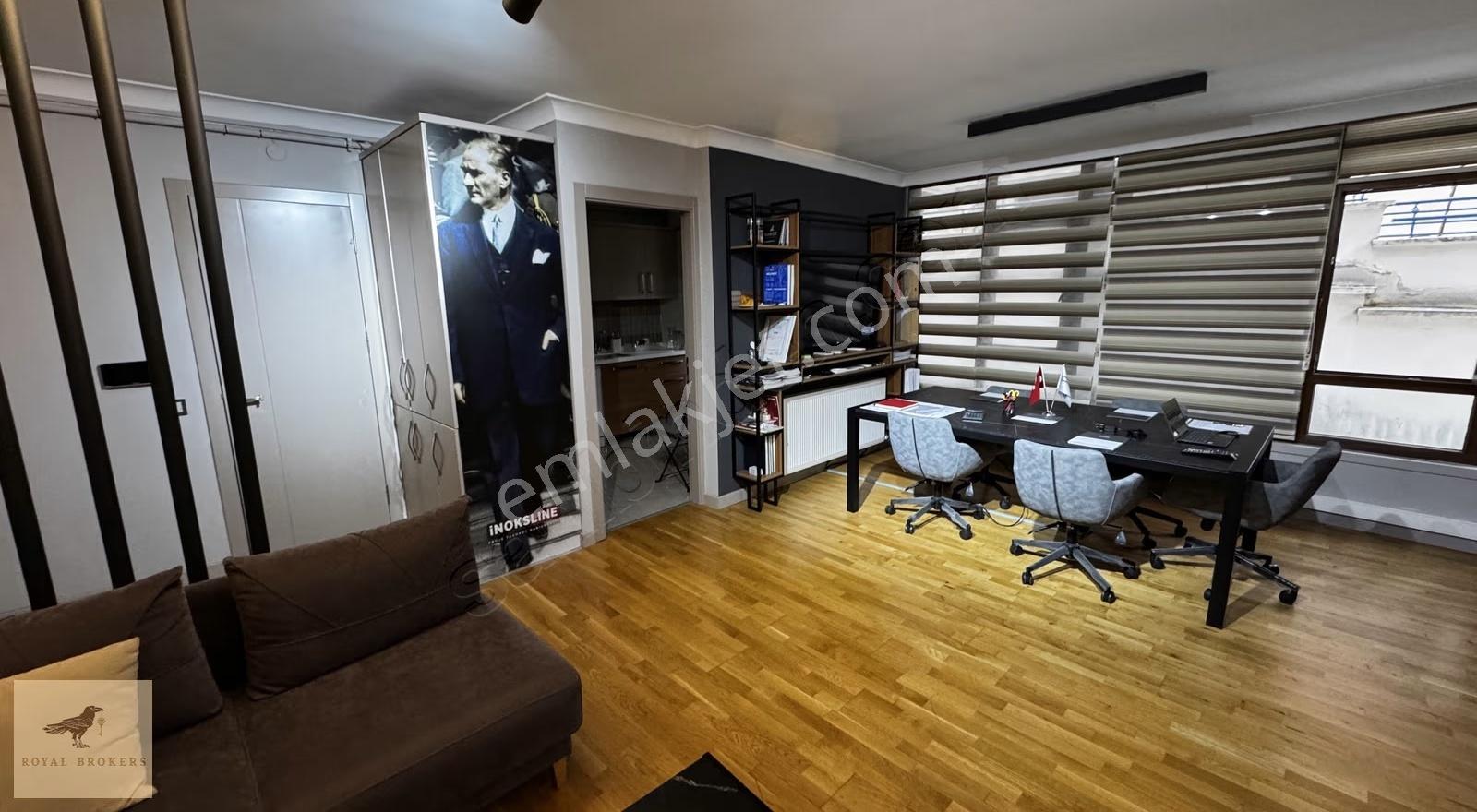 Satılık, Hilal Mah, 707 Sok. 2+1,genç Bina, Asansörlü, K.otopark - Görsel 9