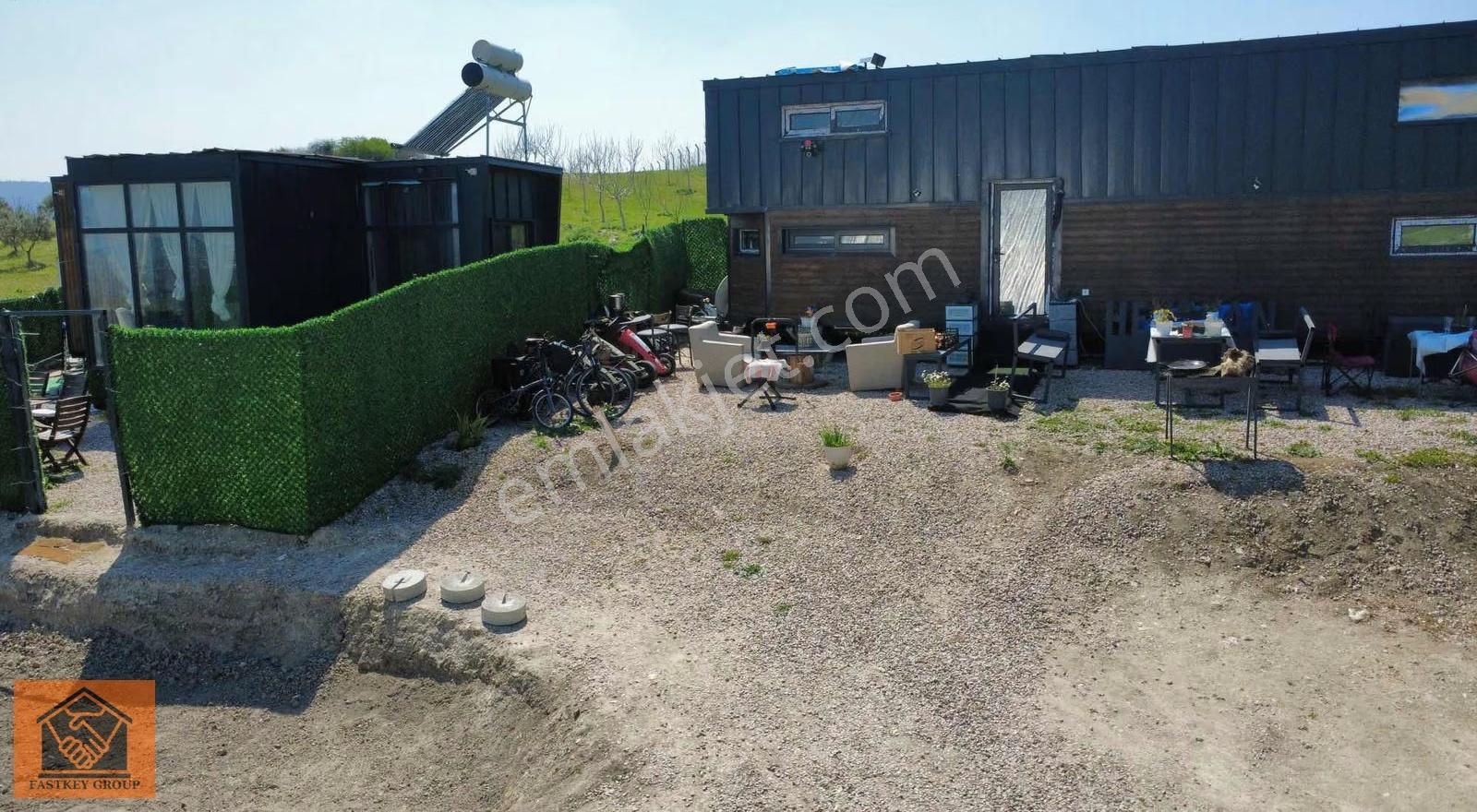 Oğlananası'nda Satılık Havuzlu Bungalov Eşyalı 994 M2 Arsası - Görsel 11