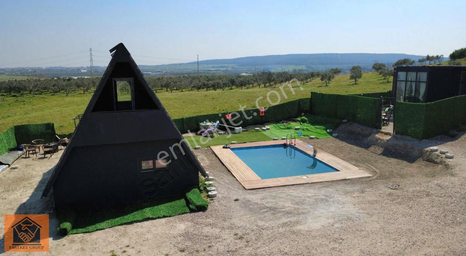 Oğlananası'nda Satılık Havuzlu Bungalov Eşyalı 994 M2 Arsası - Görsel 6