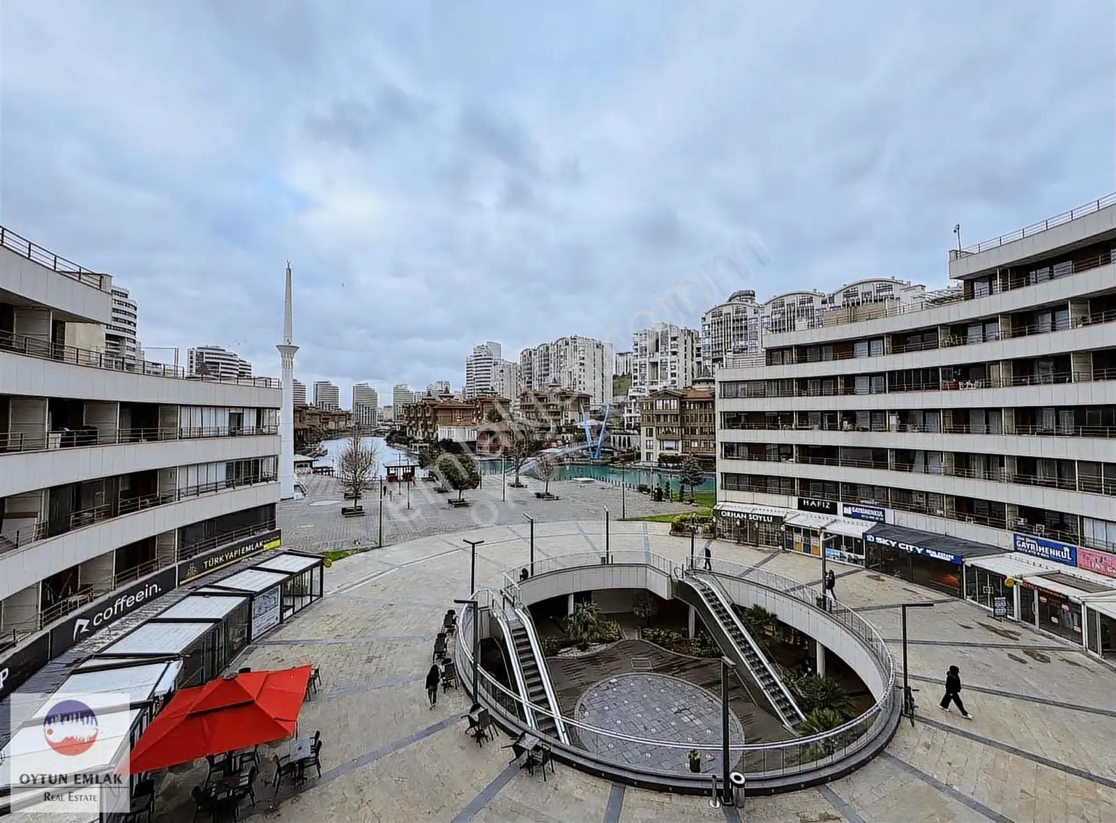 Bosphorus City Ortaköy Meydan'da Balkonlu Eşyalı Kiralık Stüdyo
