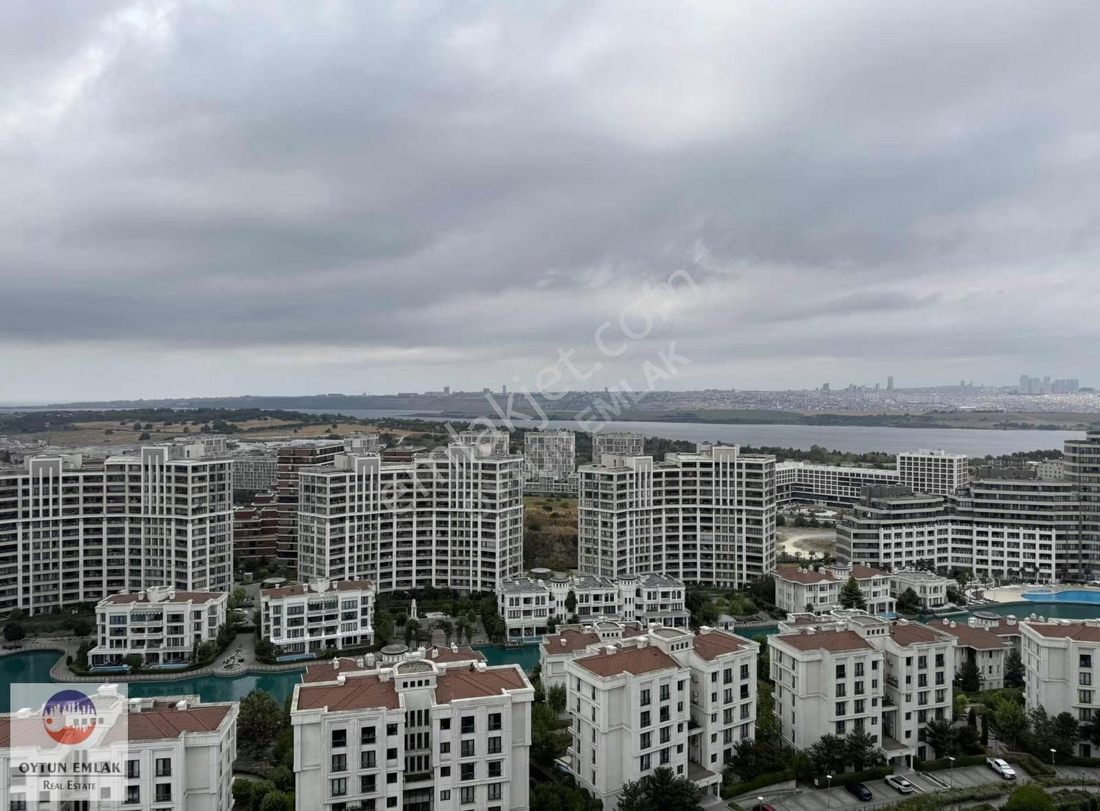 Karşıyaka Rezidans Göl Manzaralı Eşyalı Kiralık 1+1 Daire 74 M² - Görsel 2