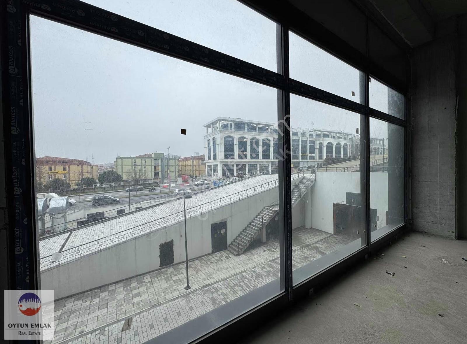 Bios İstmall Çarşı İçerisinde Kiralık Boş Dükkan Yeri 130 M² - Görsel 17