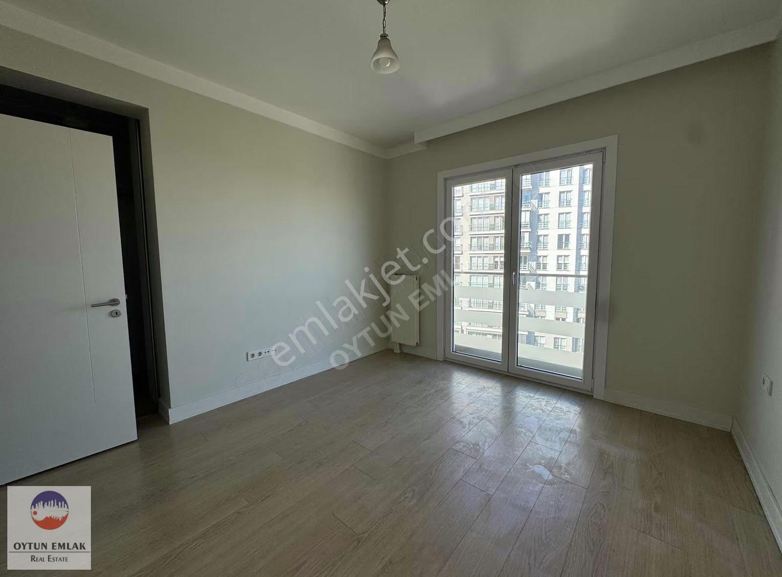 Tema İstanbul Kısa Katlı Blokta Kiralık 3+1 Daire 156 M² - Görsel 30