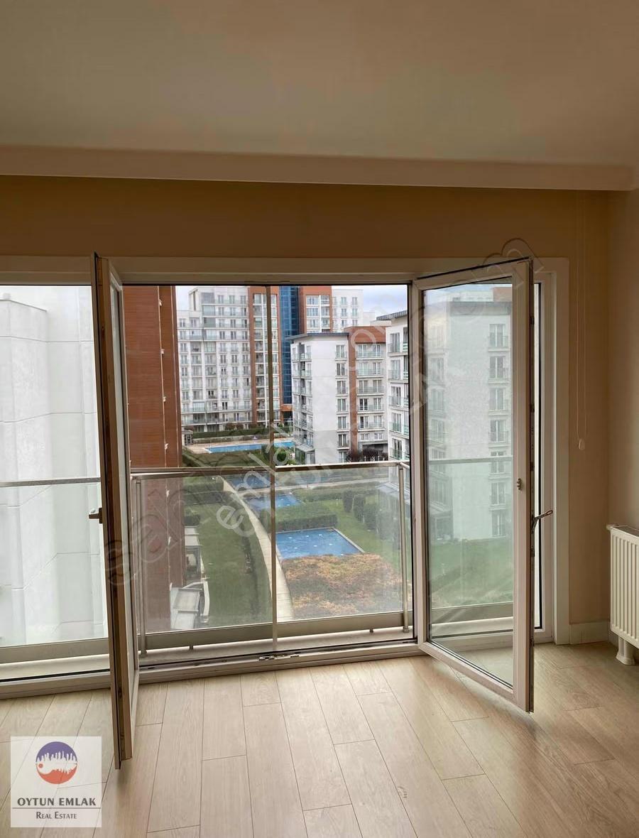 Tema İstanbul Peyzaj Ve Havuz Cephe Satılık 4+1 Boş Daire 186 M² - Görsel 7
