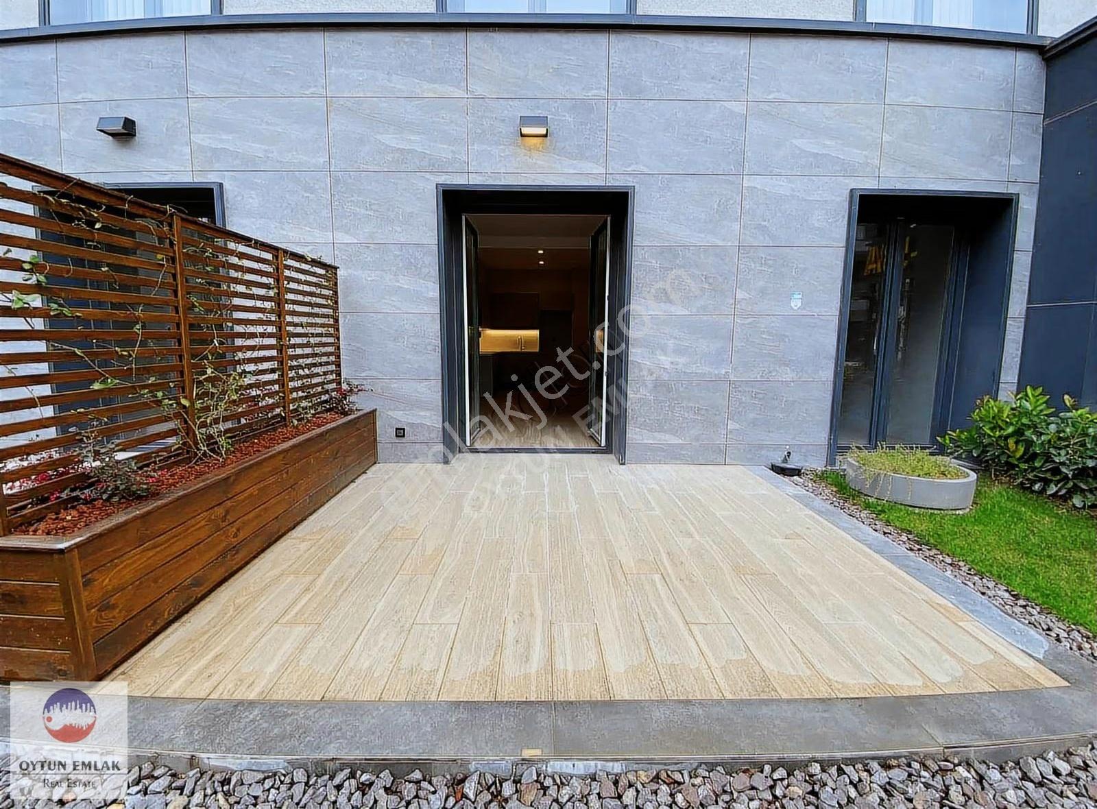 Tema İstanbul 2 B Etabında Satılık 1+1 Bahçe Katı Daire 84 M² - Görsel 4