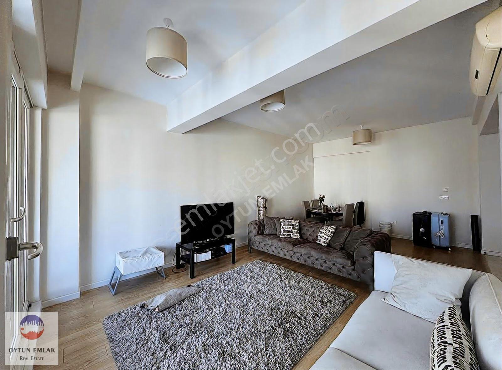 İstanbul Sarayları Manzaralı Satılık 3+1 Boş Daire 147 M² - Görsel 2