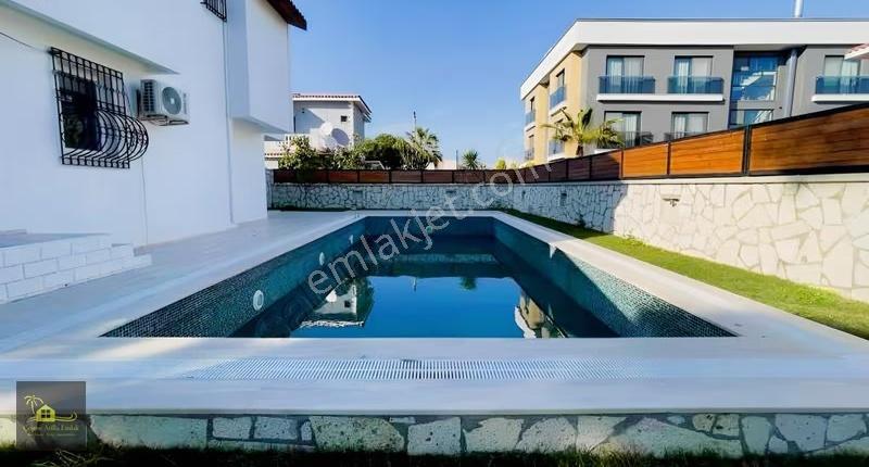 Çeşme Ilıca Altunus Kiralık Müstakil Havuzlu 5 + 1 Villa - Görsel 13