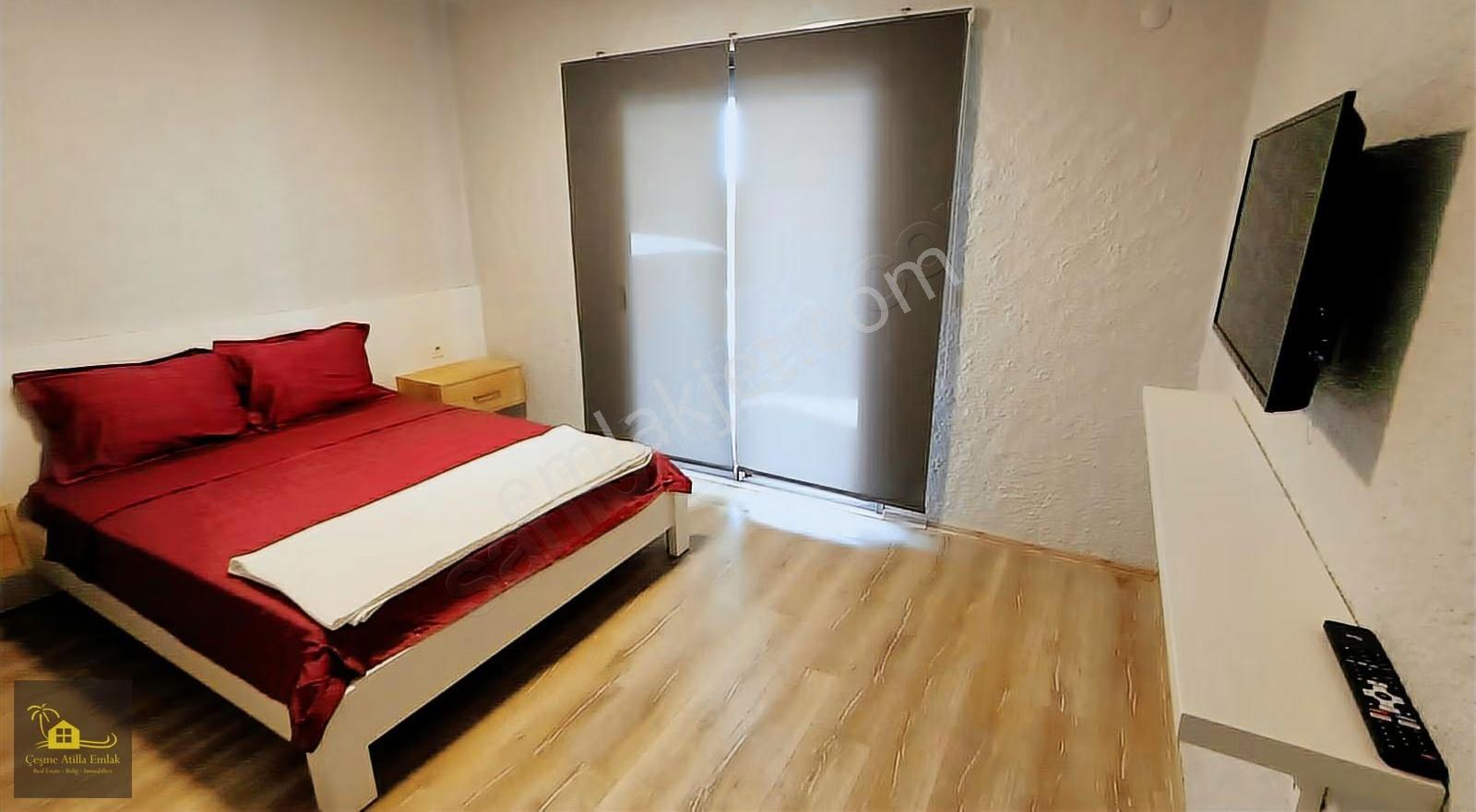 Çeşme'de Satılık 2650m2 Arazi İçerisinde Satılık Tam Müstakil - Görsel 21