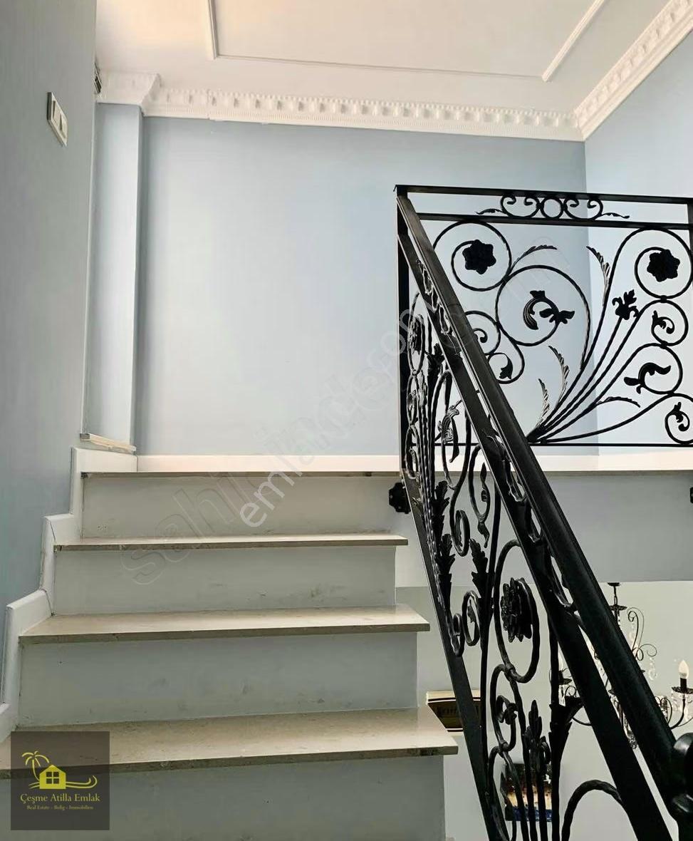 Çeşme Boyalığa Çok Yakın Yamaç'da Deniz Manzaralı Villa - Görsel 31