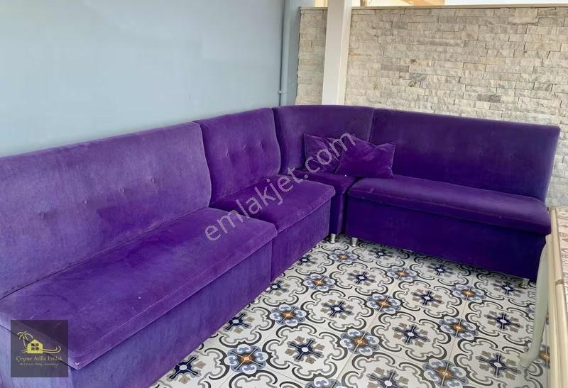 Çeşme Boyalığa Çok Yakın Yamaç'da Deniz Manzaralı Villa - Görsel 17