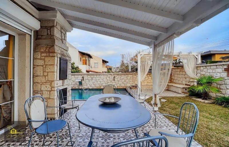 İzmir Çeşme Alaçatı Satılık Villa 4+1 Müstakil Havuzlu - Görsel 10