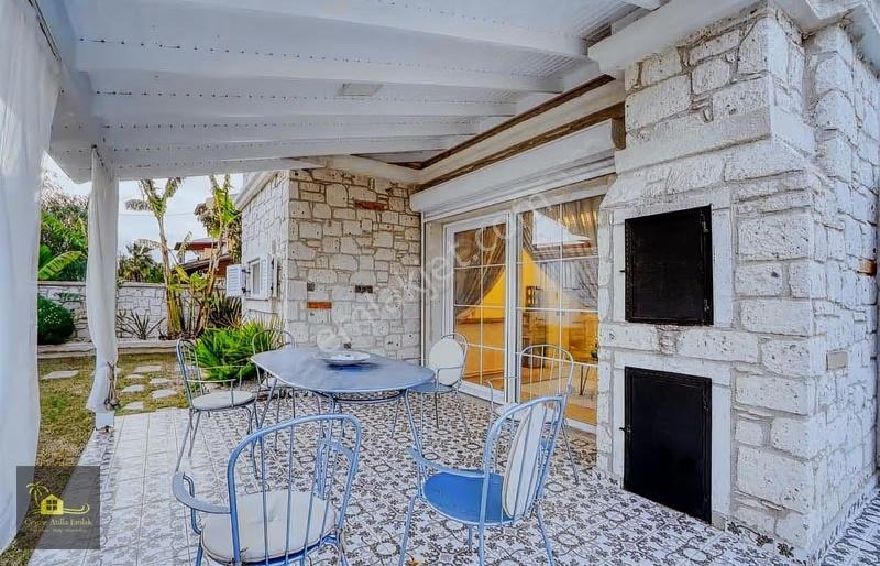 İzmir Çeşme Alaçatı Müstakil Havuzlu 4+1 Kiralık Lüks Villa - Görsel 25