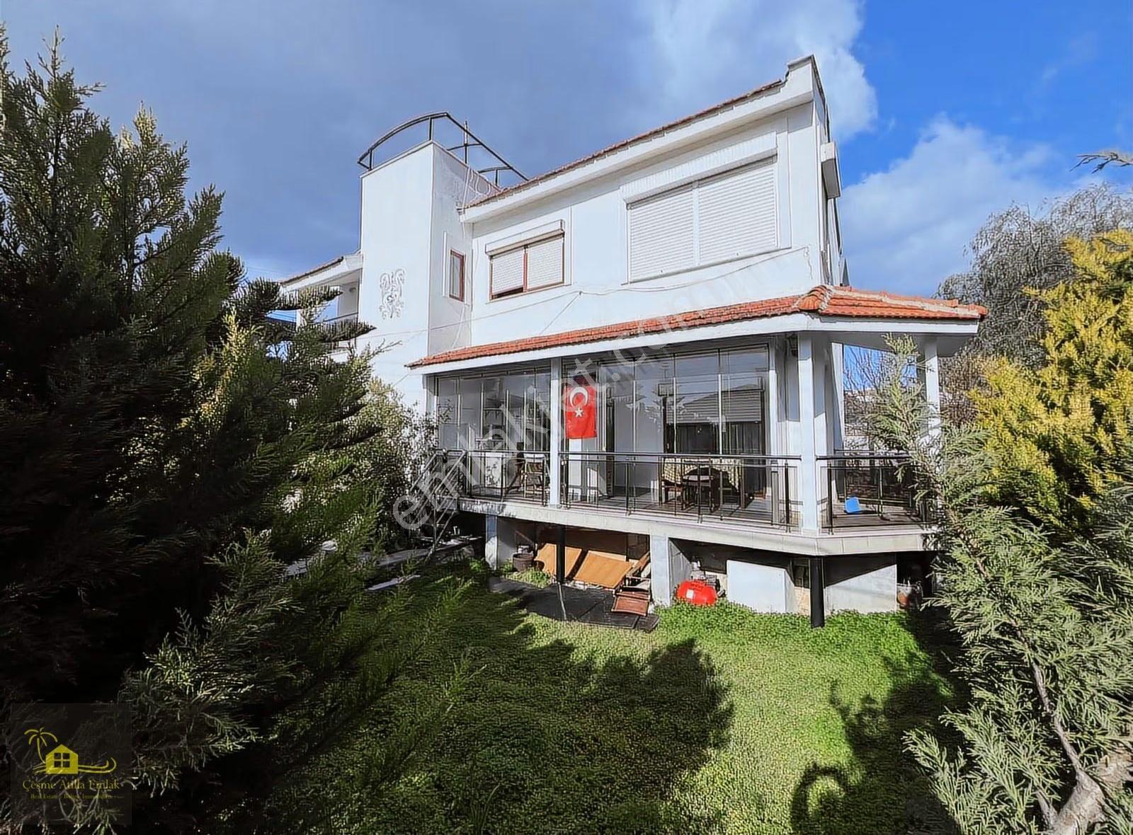 Çeşme Dalyan Marina Ve Plaja Yakın Satılık Tam Müstakil Villa - Görsel 15