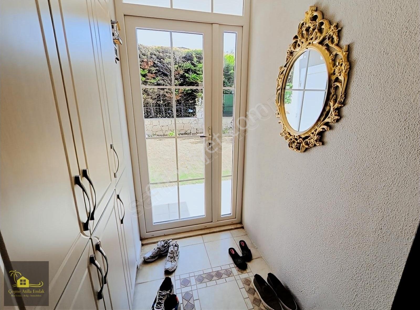 Alaçatı Çamlıkyol'da Kiralık Müstakil Havuzlu Villa - Görsel 10