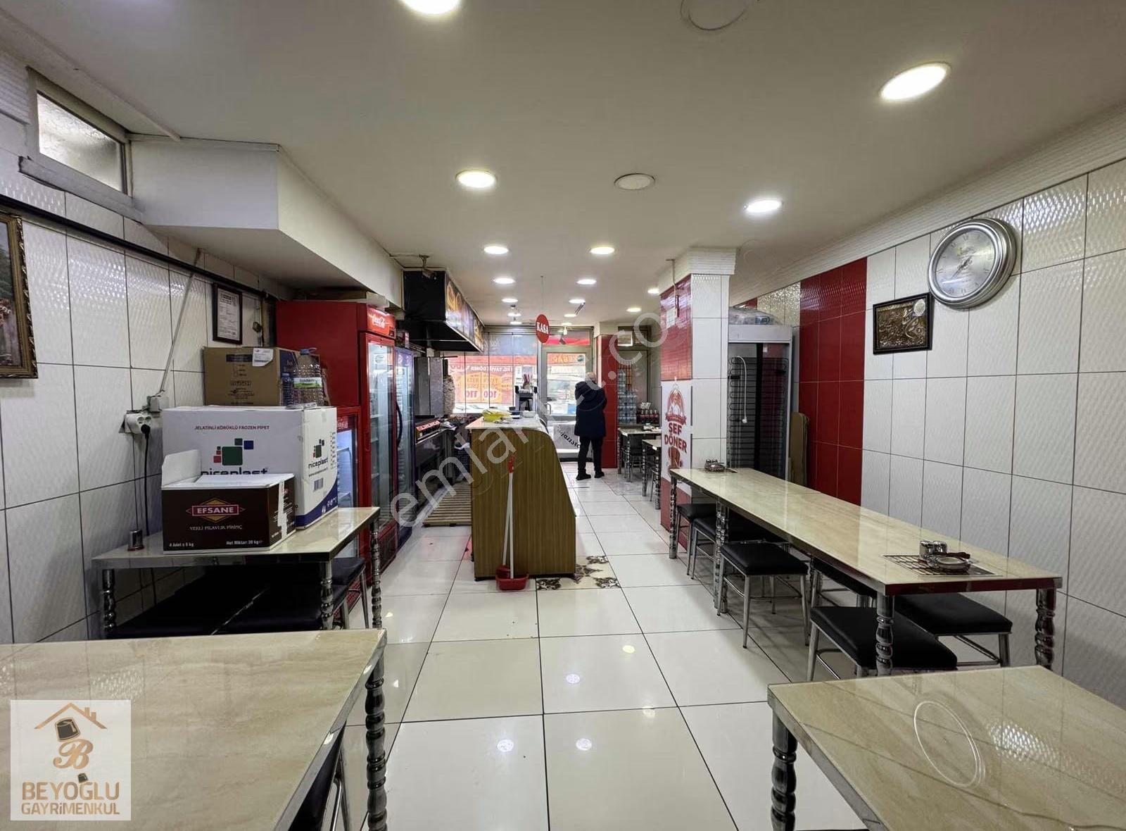 Beyoğlu'ndan Pursakların En İşlek Caddesinde Bacalı Devirlikd. - Görsel 8