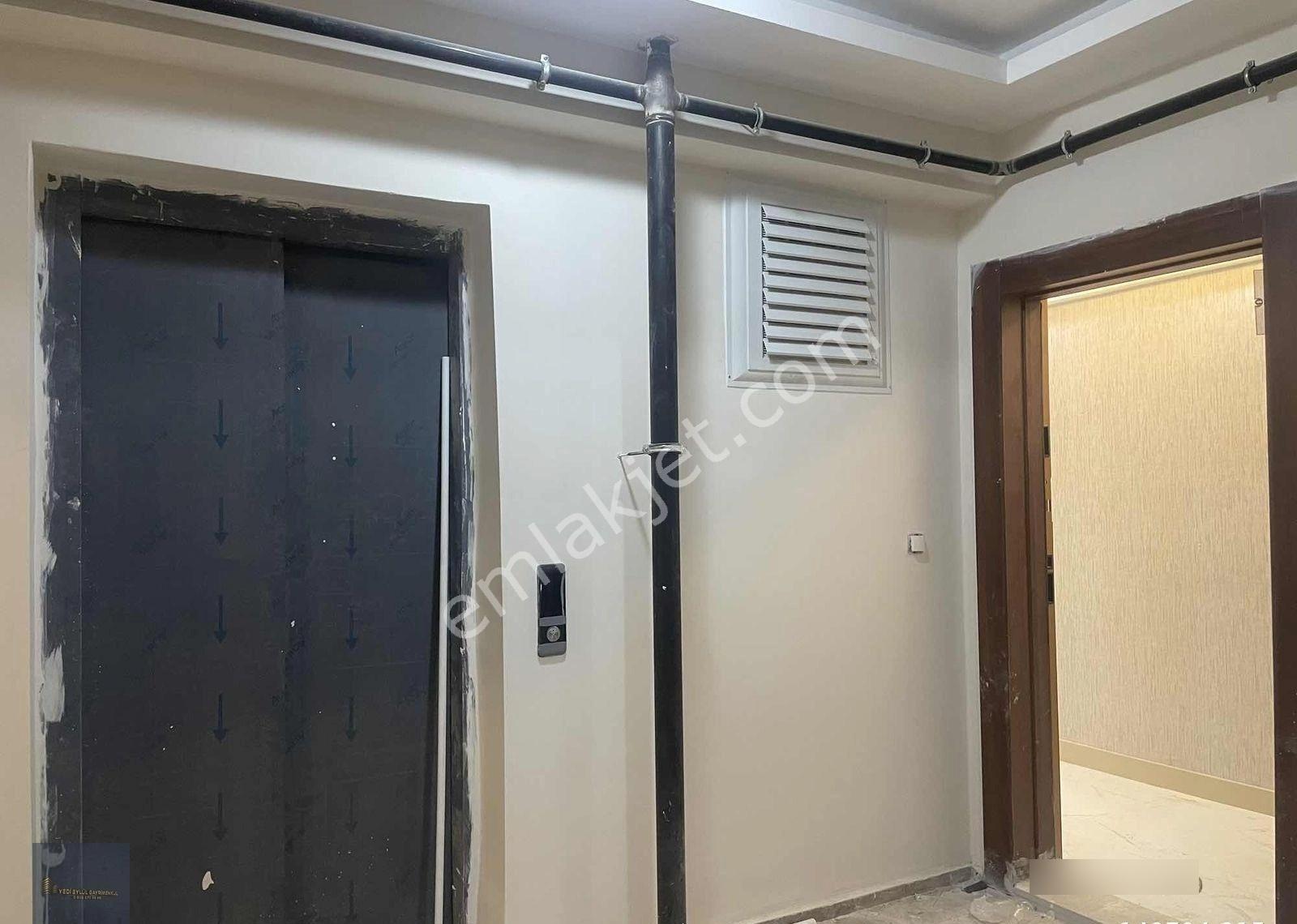 Torbalı'da Site İçi 2+1 Kapalı Mutfak Ara Kat Ultra Lüks Satılık - Görsel 23