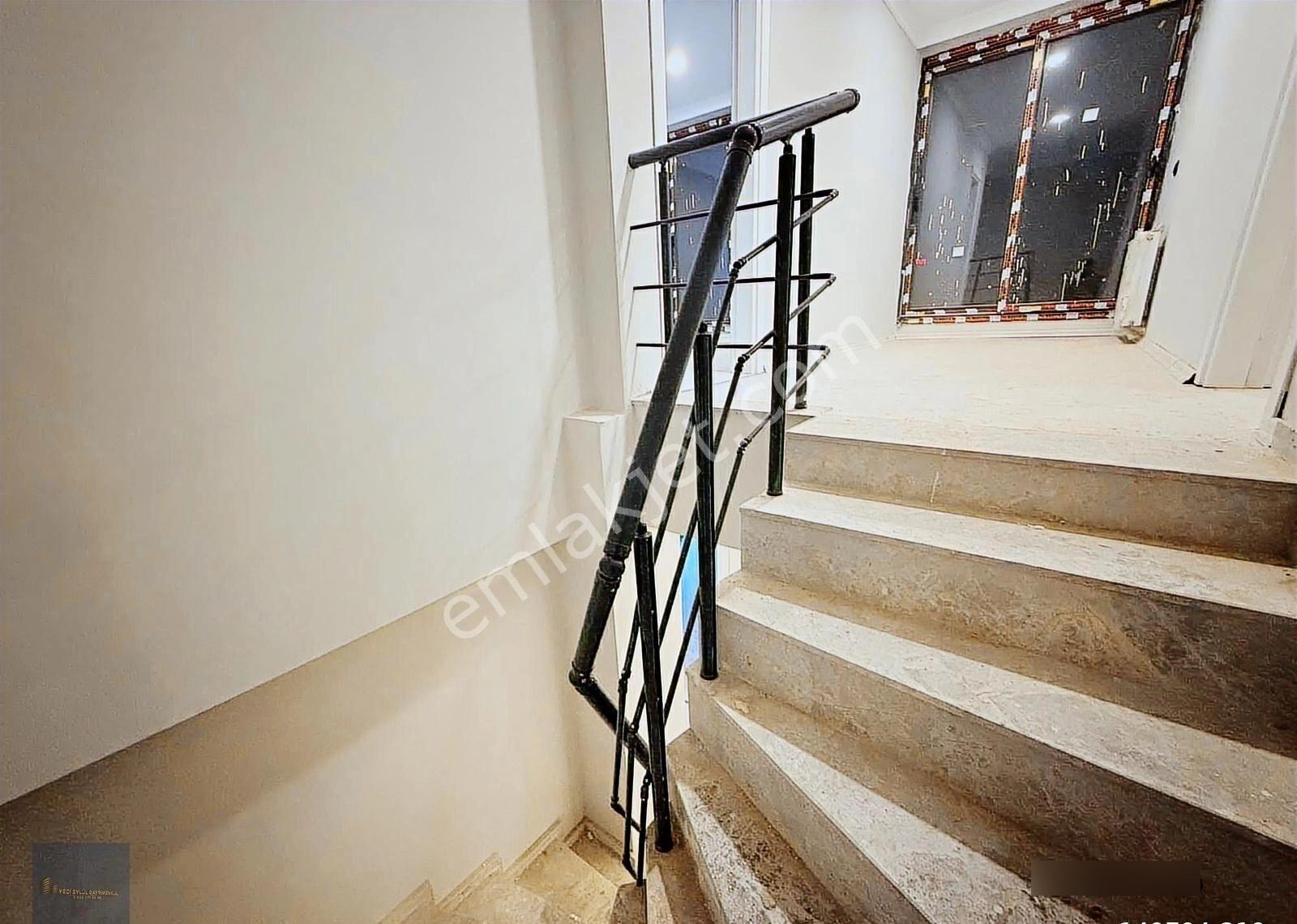 Havuzlu Güvenlikli Sitede 4+1 Dubleks Ultra Lüks Satılık - Görsel 8