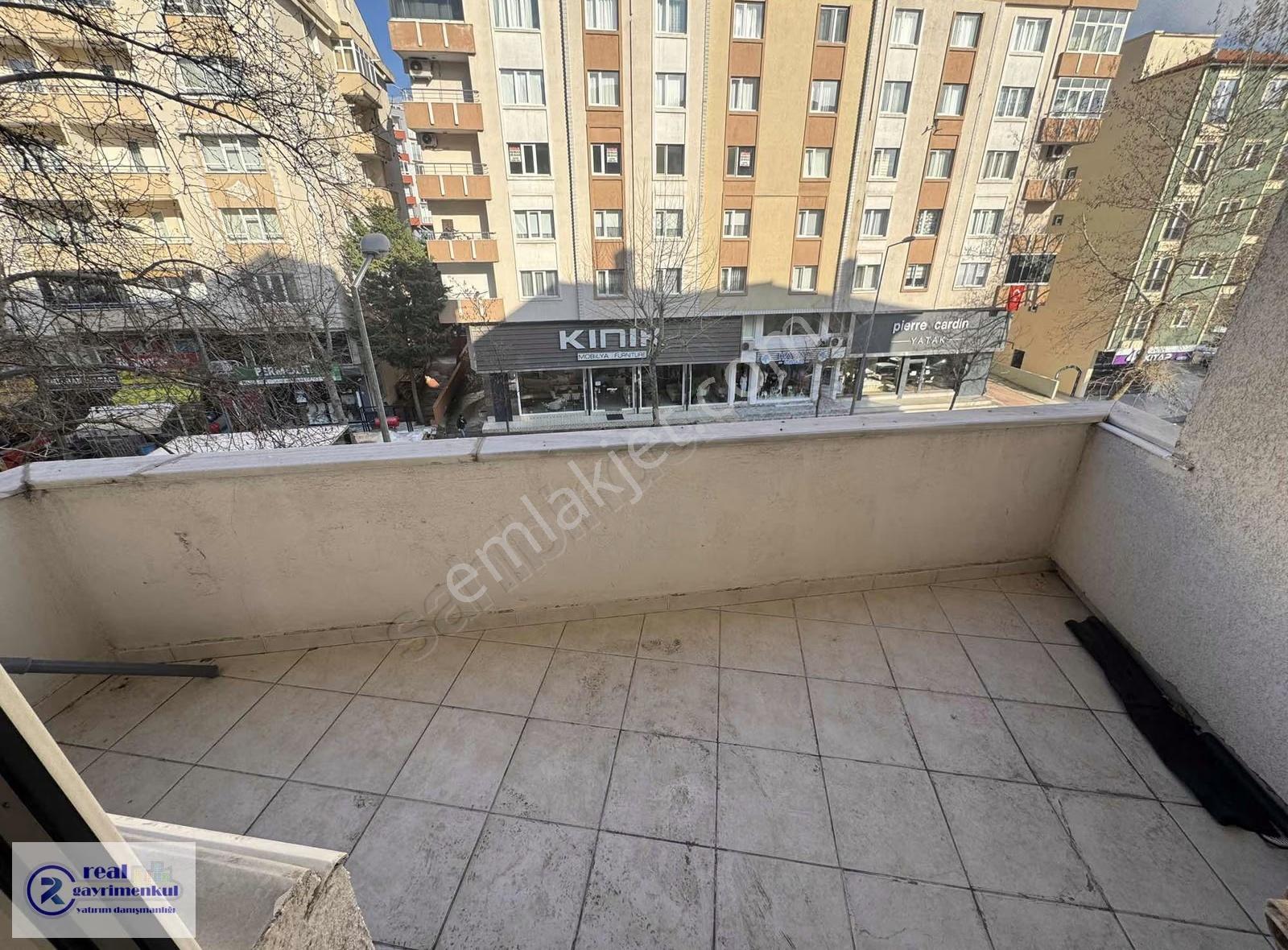 Çetin Emeç Bulvarına Cephe Satılık 165m2 Daire - Görsel 22