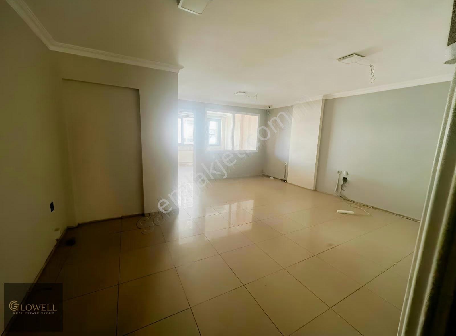 Meşrutiyet Caddesinde Merkezi Konumda 2+1 Kiralık İşyeri - Görsel 2