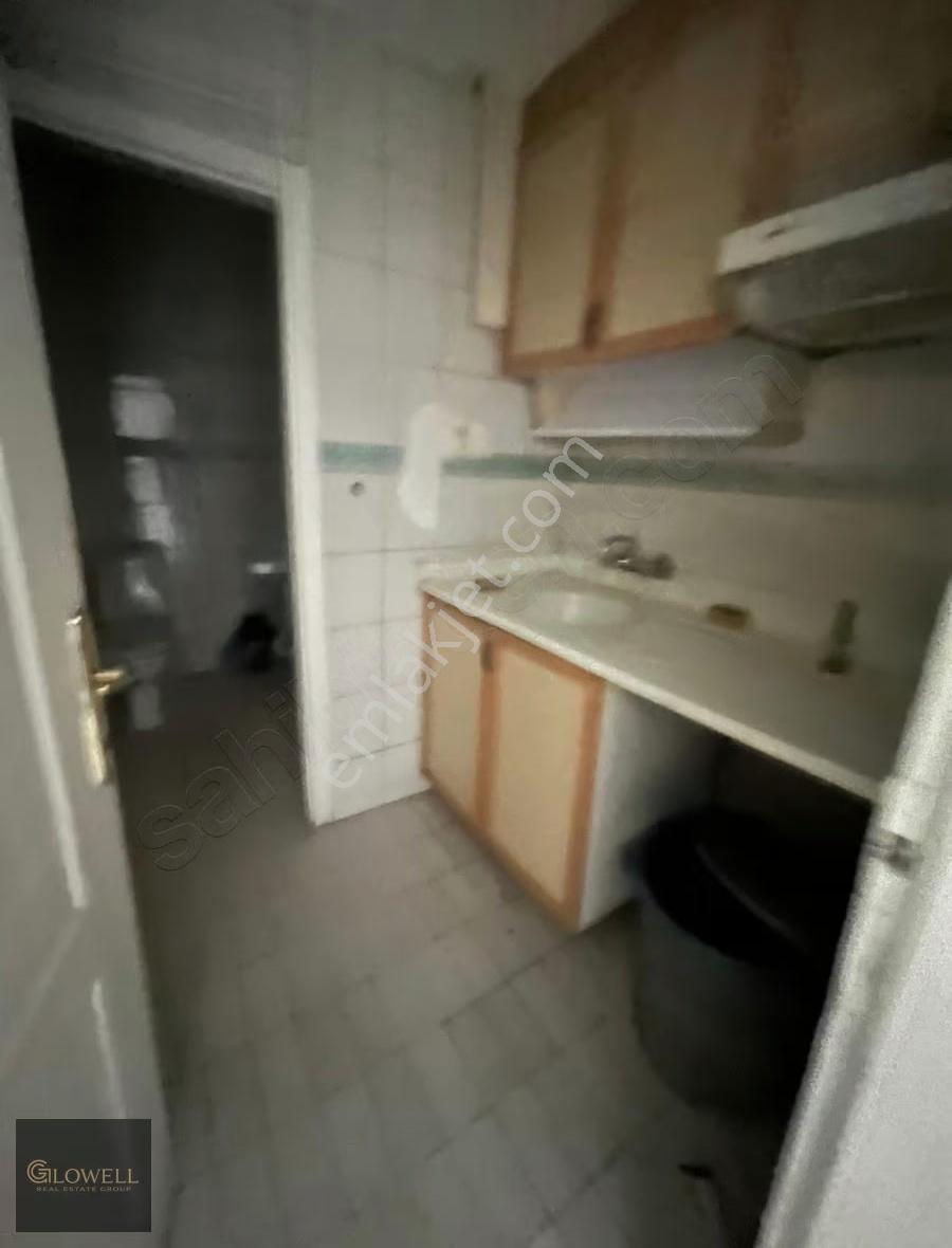 Meşrutiyet Caddesinde Merkezi Konumda 2+1 Kiralık İşyeri - Görsel 4