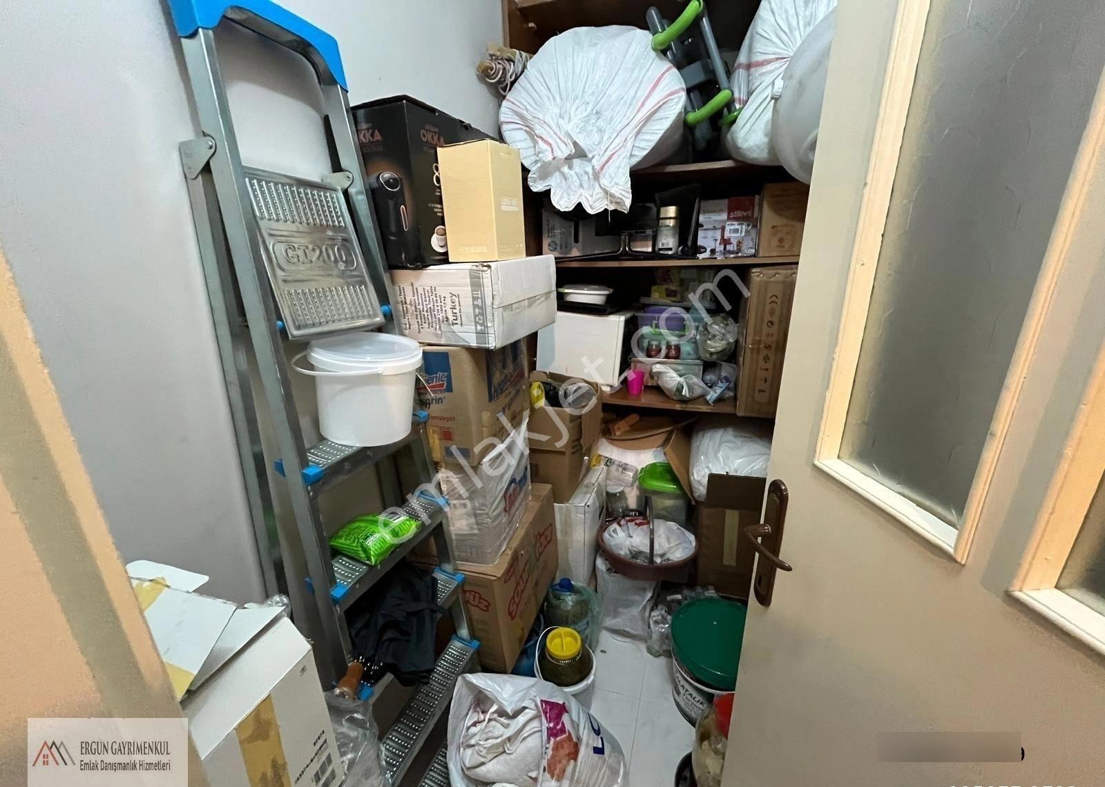 Ergünden Merkezde Doğalgazlı Site İçi Kiracılı 3+1 Satılık Daire - Görsel 31