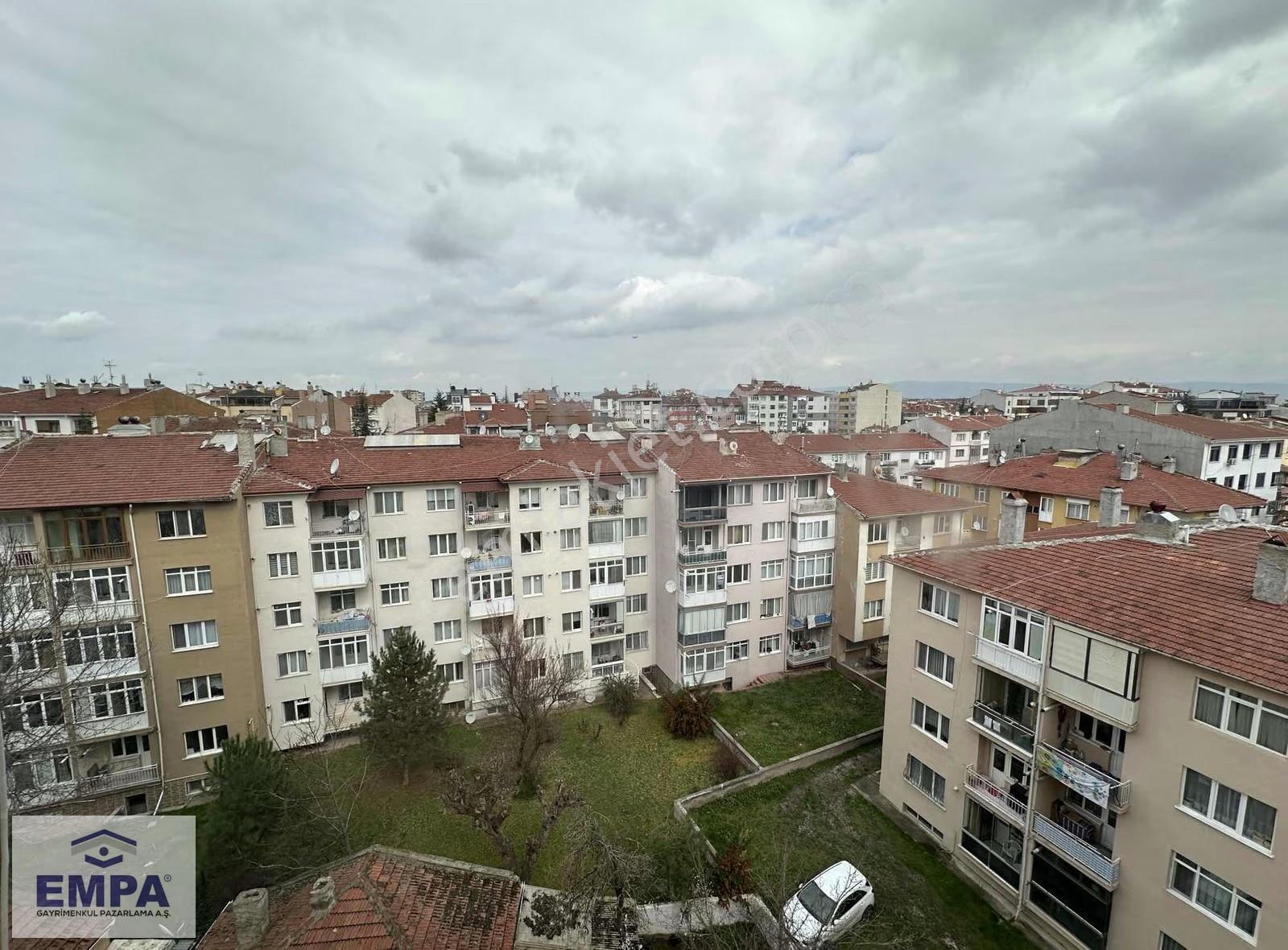 Empa'dan Vişnelik Öğretmenler Bulv. 3+1 130m² Bakımlı Daire - Görsel 12