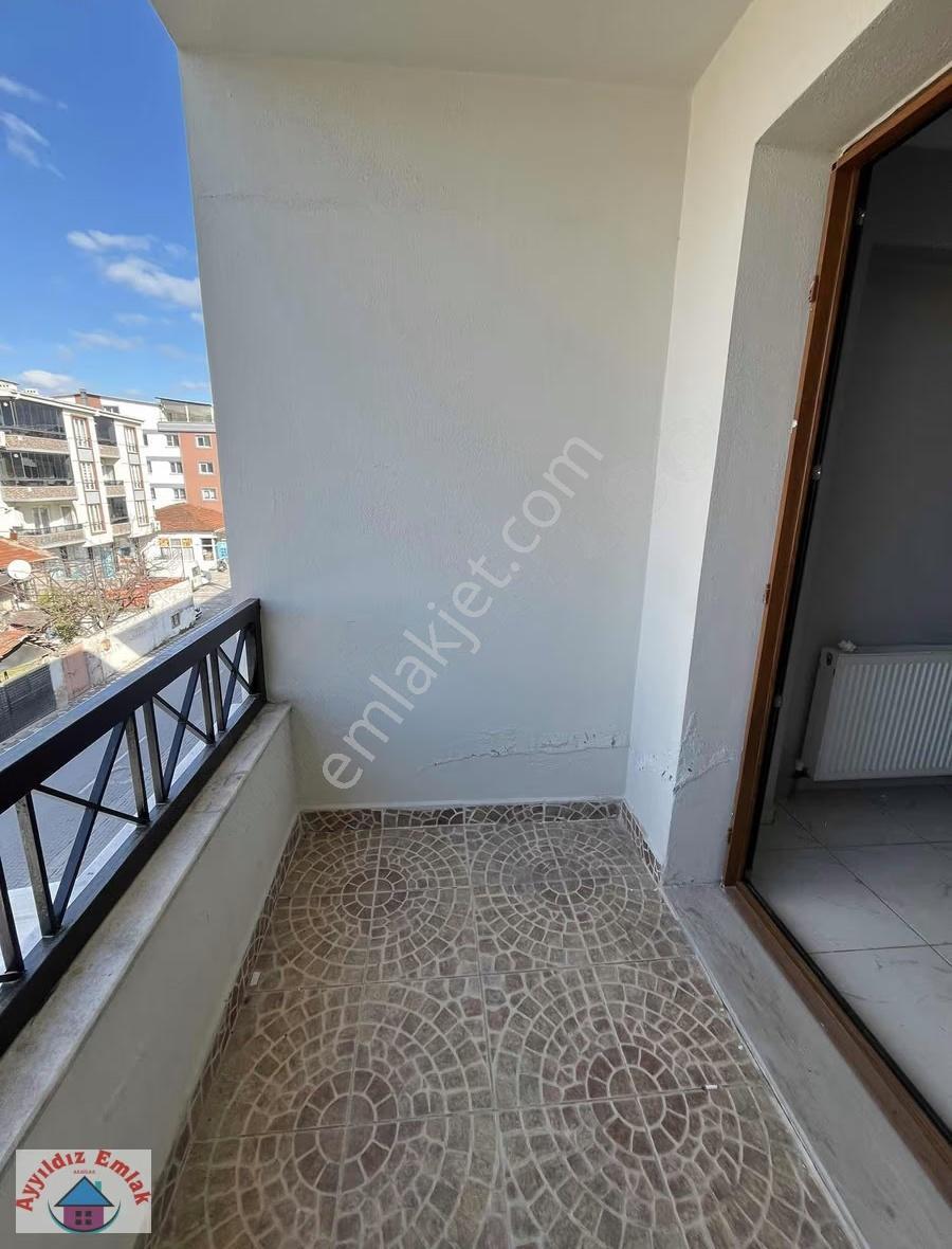 Ayyıldız Emlaktan Eski İstanbul Yolu Üzeri Kiralık Daire - Görsel 5