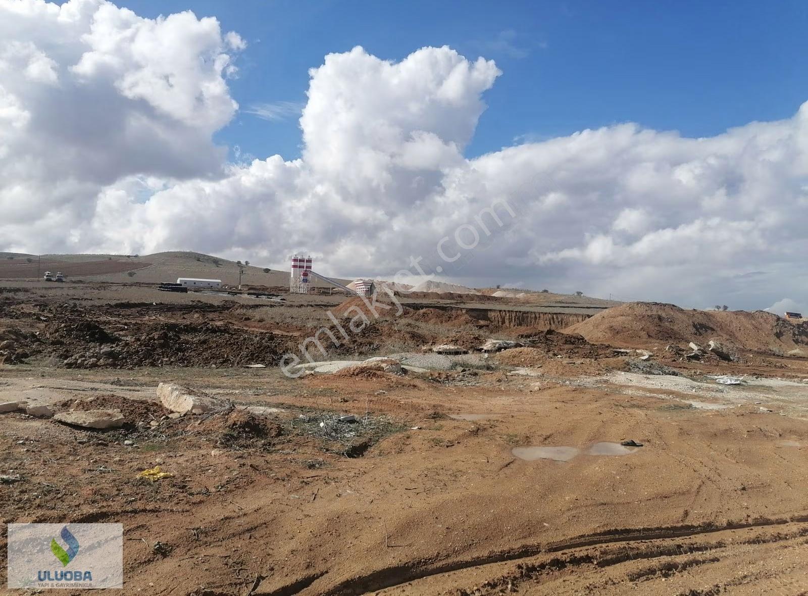Uluoba Emlak Dan Kuştepesin De Satılık Tarla