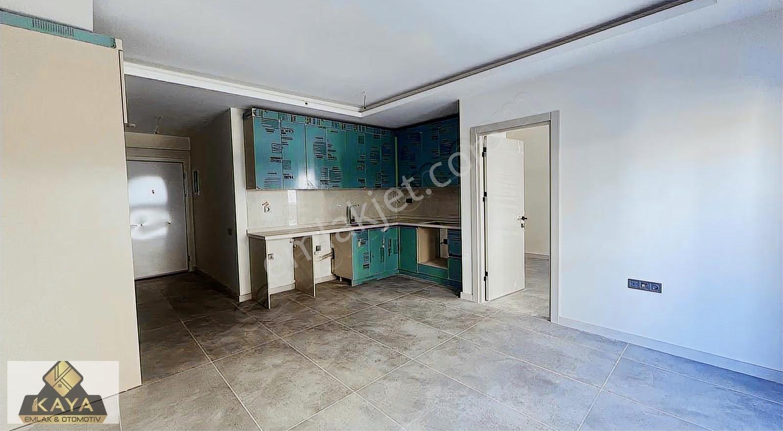 Havuzlu Kapalı Otoparklı Lüks Site İçi Geniş 1+1 - Görsel 17