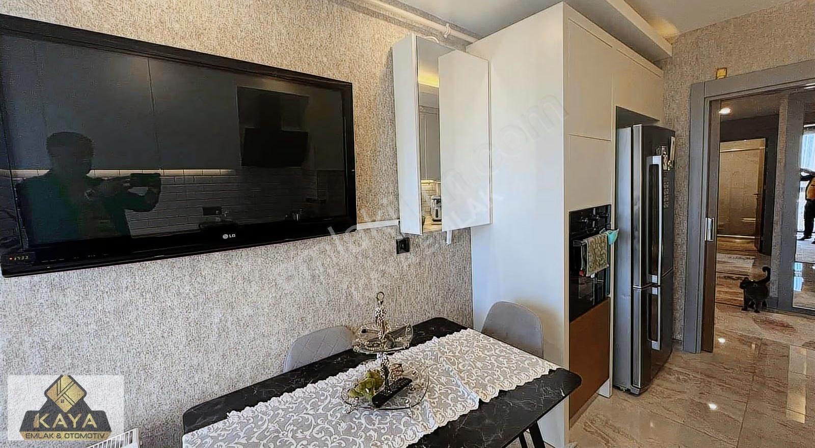 Döşemealtının En Kapsamlı Sitesinde Geniş 3+1 Lüks Daire - Görsel 18