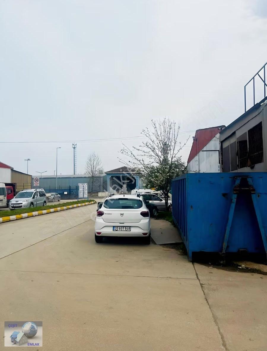 Çeşit Emlak Kartepe Sanayi Sitesinde Satılık 180m2 İşyeri - Görsel 3