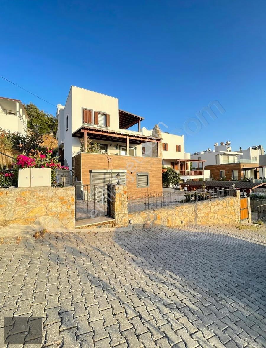 Yalıkavak Küdür'de Eşyalı Kiralık 2+1 Daire - Denize Sıfır