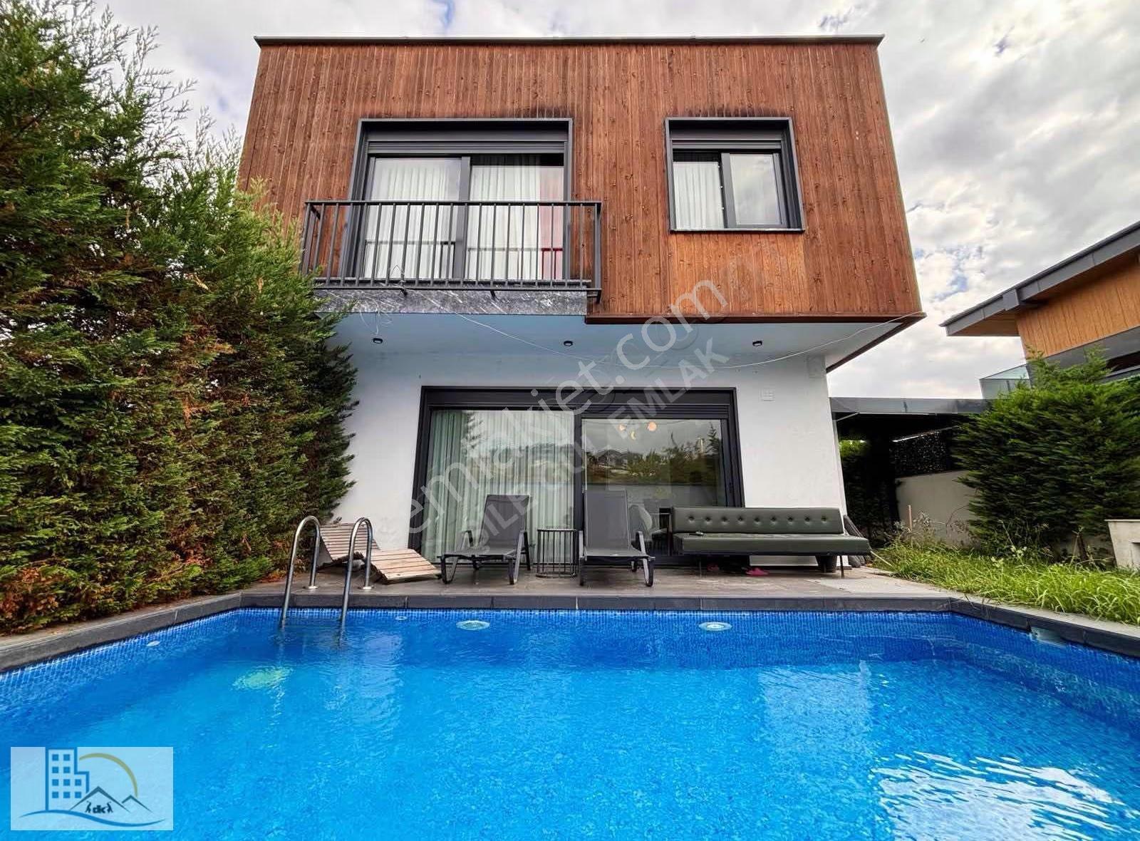 Şilede Özel Havuzlu, Müstakil, Ferah Triplex Kiralık Villa - Görsel 28