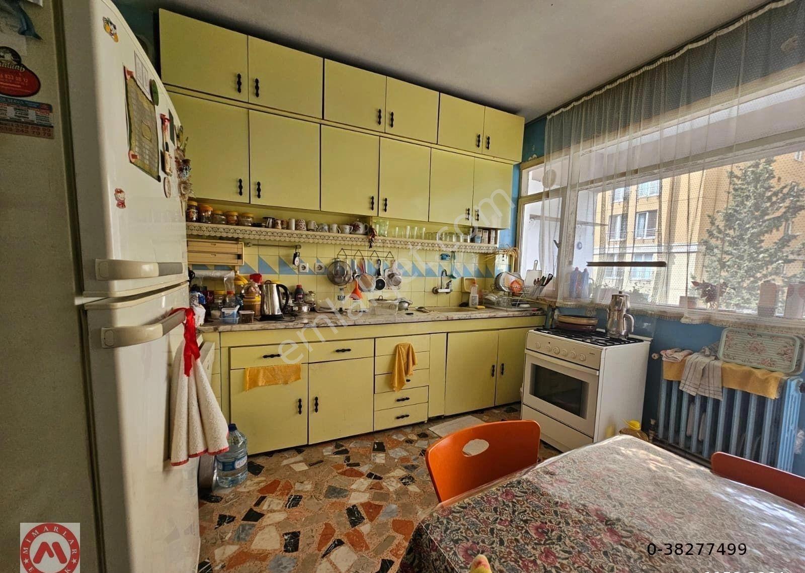Suadiyede Minibüs Yoluna 50 Metre Mesafede 150 M2 Kombili 3+1 - Görsel 4