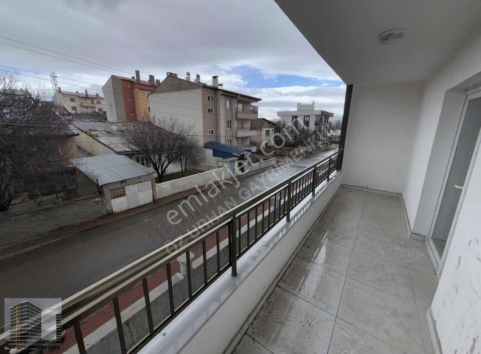 Öz Urhanlar Emlak'tan Gültepe Mah. Kiralık 3+1 Sıfır Daıre - Görsel 21