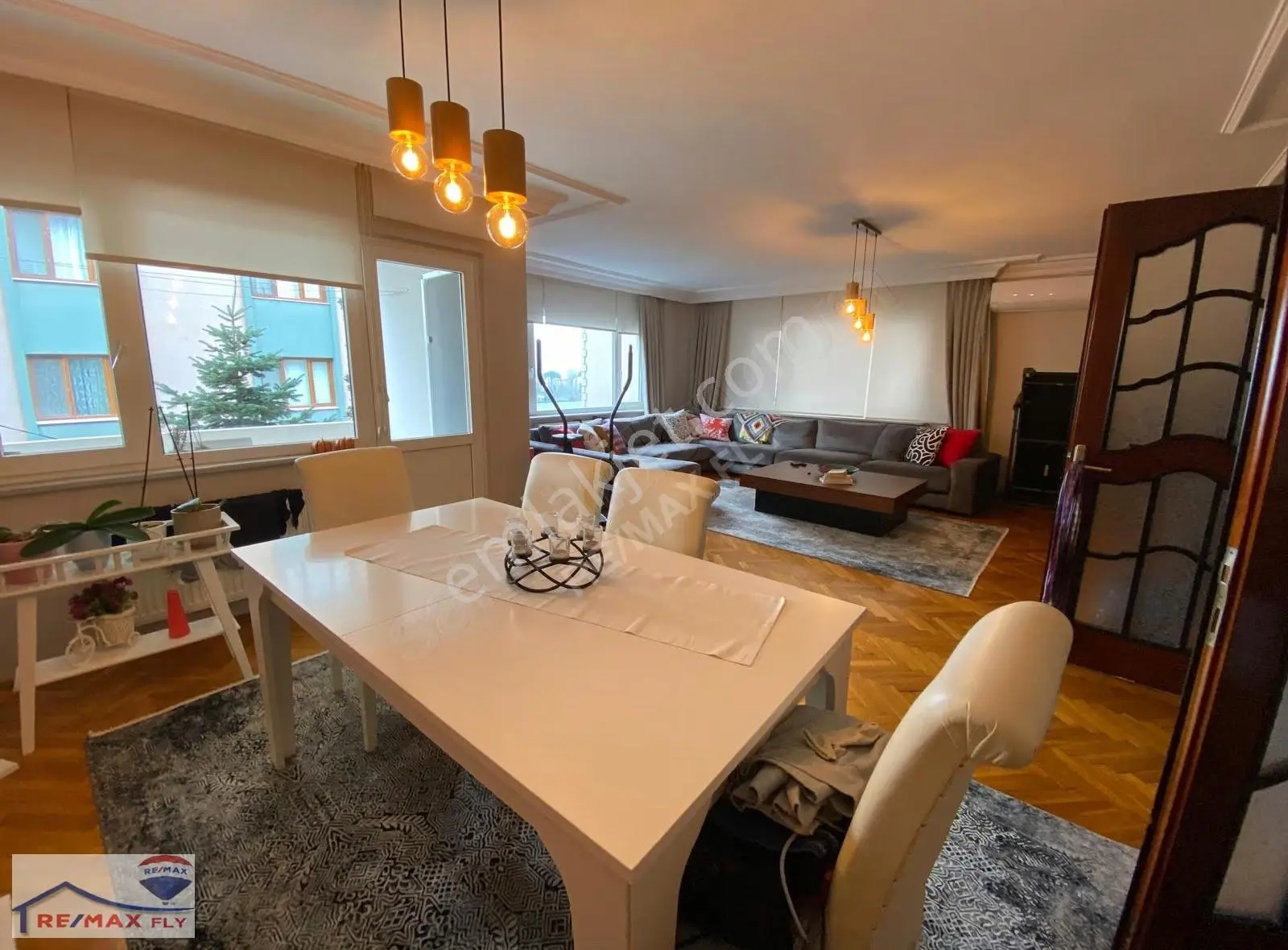 Kireçburnu'nda Manzaralı, Geniş 3+1 Kiralık Daire